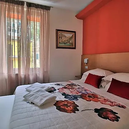 Dai Baracca 4* Manarola